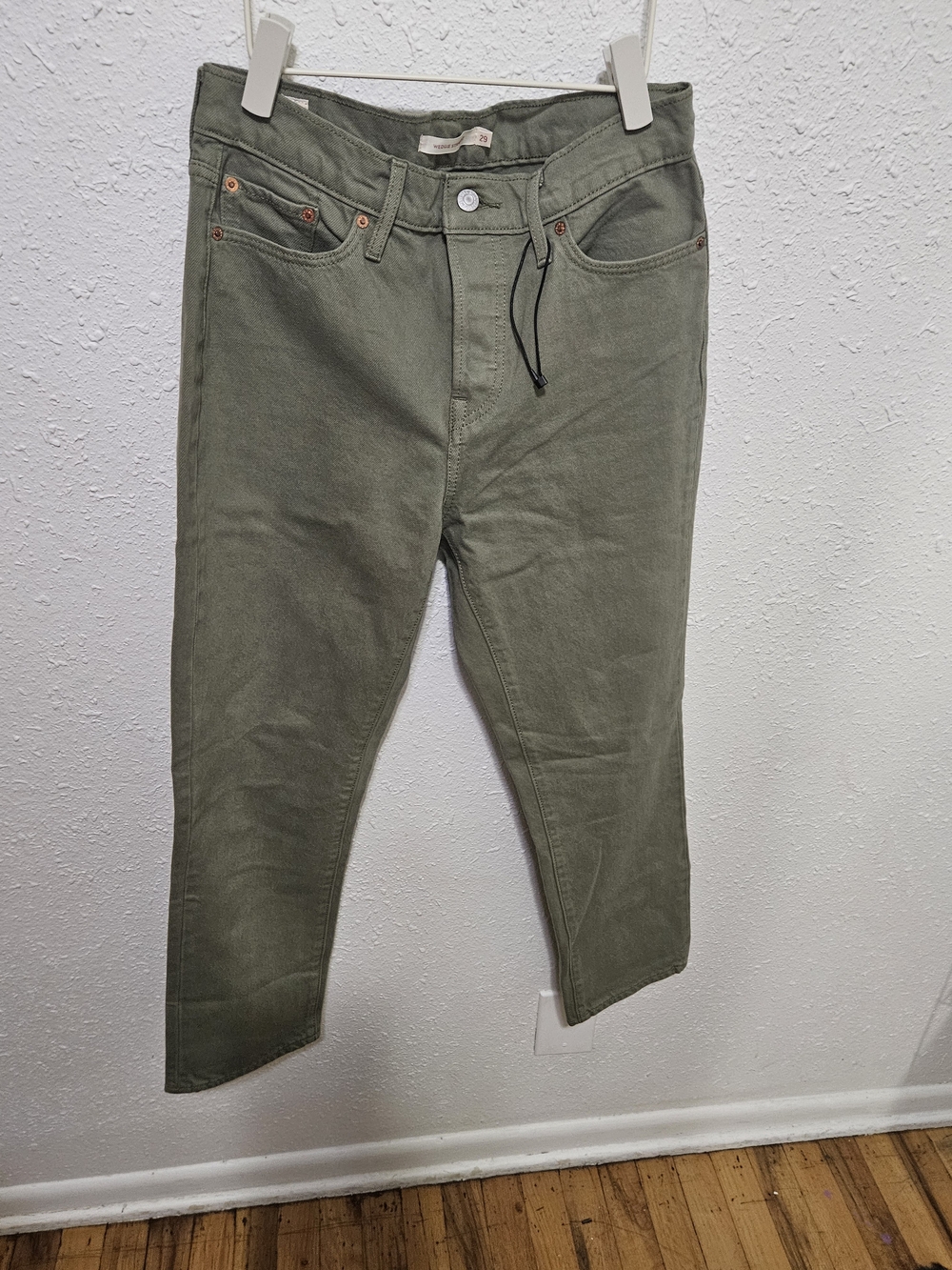 Levi's Men's Olive Green Straight-Leg Chinos
